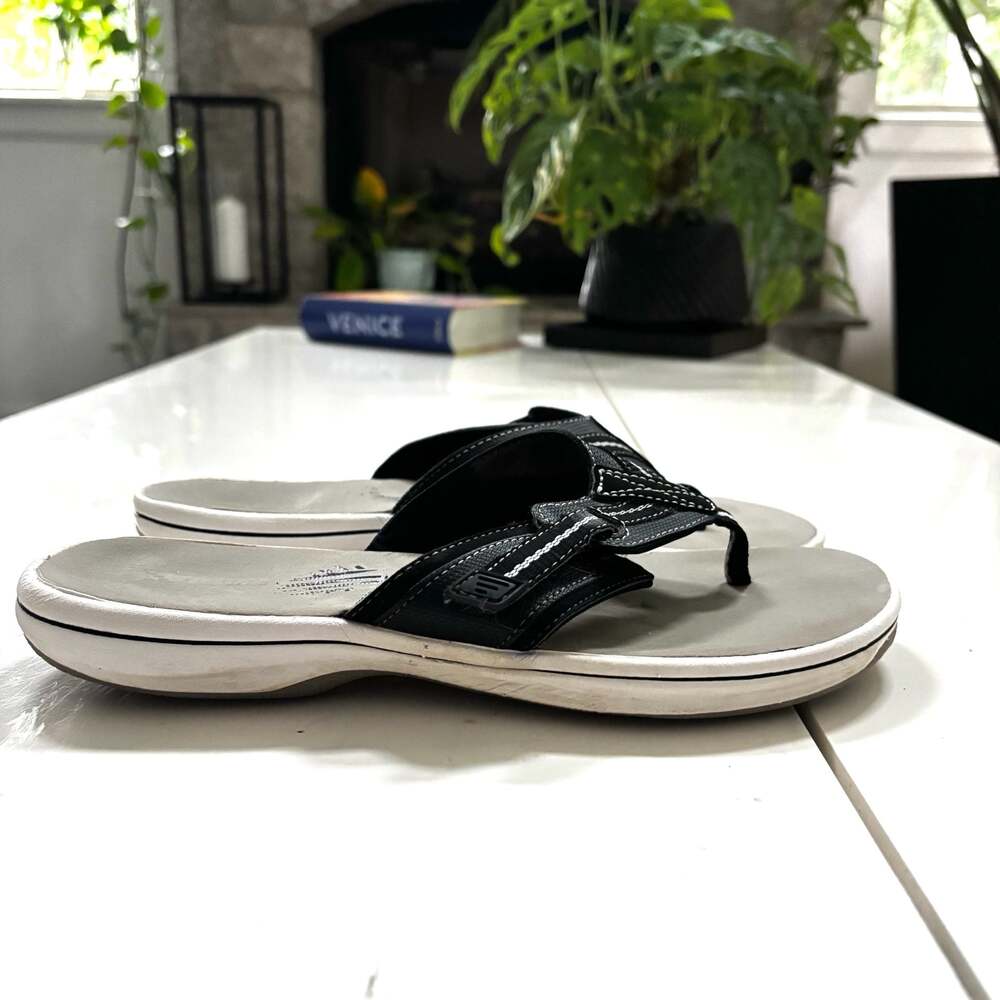 Clarks Cloudsteppers Breeze Sea Women's Flip Flops Size 8